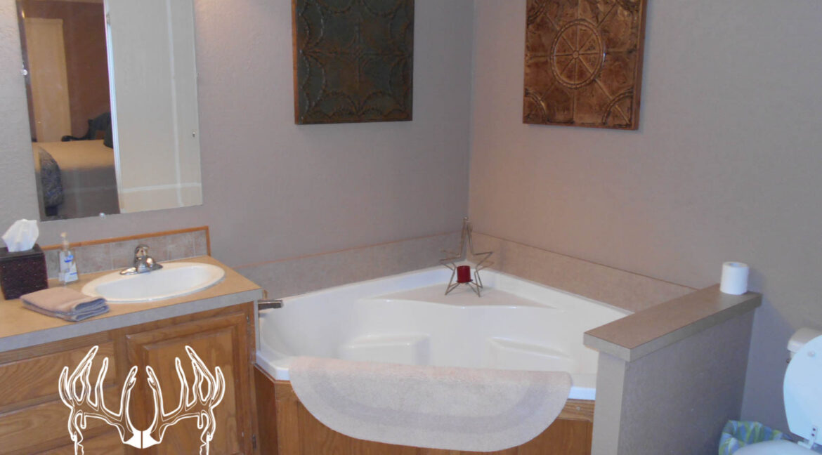 KS-437N (162 of 182)